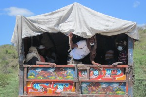 Haitians in Dominican Republic returning home